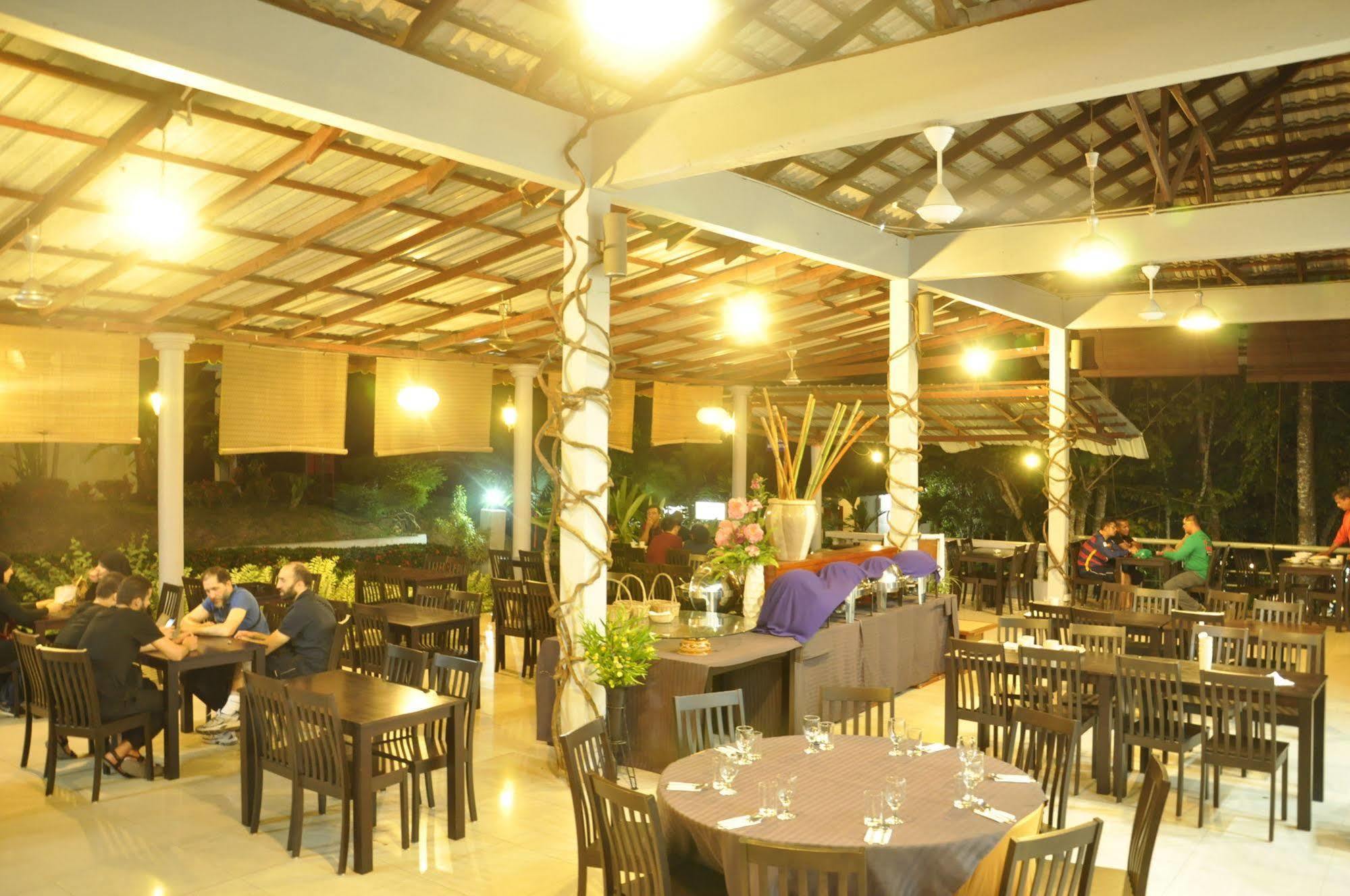 Han Rainforest Resort Kuala Tahan Eksteriør billede